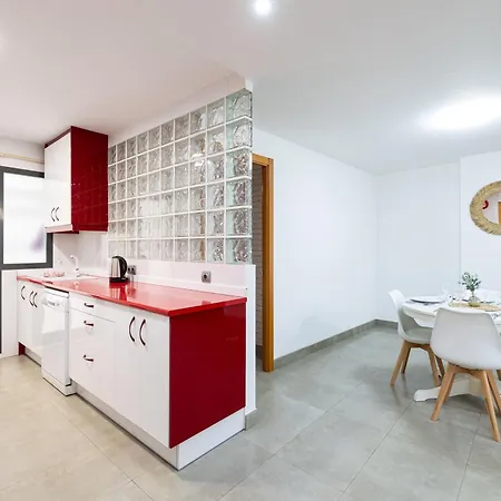 Apartment H2m Alta 20 Smart Tv Air Conditioning *